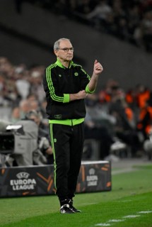 Coach coach Martin O'Neill Celtic Glasgow FC on the sidelines gesture gesture soccer UEFA Europa