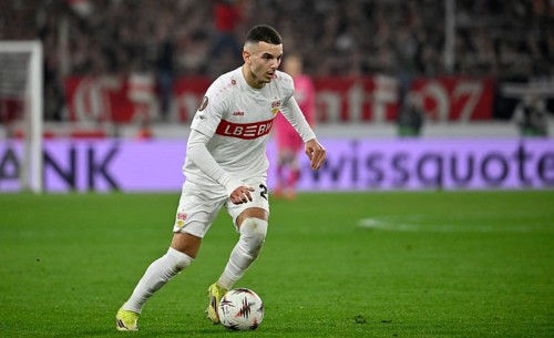 Badredine Bouanani VfB Stuttgart (27) Action on the ball Football UEFA Europa League, MHPArena, MHP