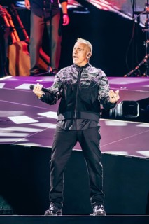 Eros Ramazzotti live on Una Storia Importante - World Tour in the Munich Olympic Hall on 25.02.2026