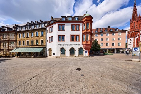 Fürstlich Castellsche Bank, Credit-Casse AG, historic commercial building with tower, residential
