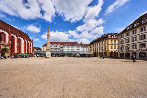 Obelisk fountain, fountain, obelisk, shell limestone, architect Andreas Gärtner, chapel, city