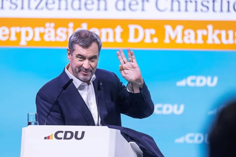 Markus Söder with volcanic greetings from the space series Star Trek. 38th federal party congress