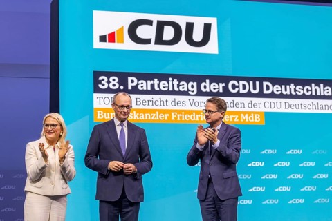 38th Federal Party Conference of the CDU in Stuttgart. Long applause for Federal Chancellor