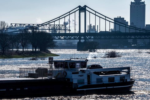 Cargo ship, Krefeld-Uerdinger bridge across the Rhine, near Krefeld-Uerdingen, flood, North