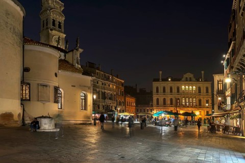Campo Santa Maria Formosa at night, on the left the church of Santa Maria Formosa, Venice, Veneto,