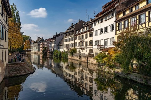 Half-timbered buildings on the Ill in the La Petite France tanners' quarter, Strasbourg, Alsace,
