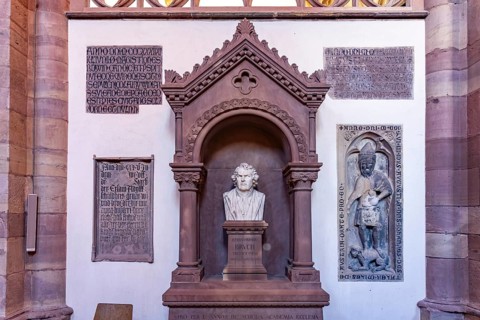 Bust of Johann Friedrich Bruch in the Lutheran St. Thomas Church or Église Saint-Thomas),