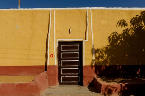 Aswan, Egypt. 9th January 2013 Beautiful painted house of resettled Nubians in a village near Kom