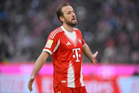 Harry Kane FC Bayern Munich FCB (09) disappointed gesture gesture rain, Football Bundesliga,