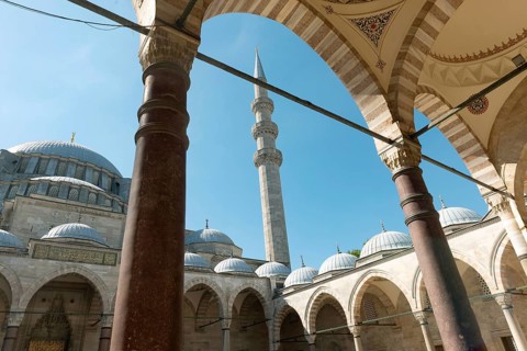 Iconic landmark of the Suleymaniye Camii, an Ottoman imperial Mosque over looking Istanbul built by