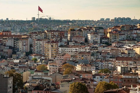 Istanbul, Turkey. November 14th 2023 A cityscape view of the crowded Kasimpasha neighbourhood of