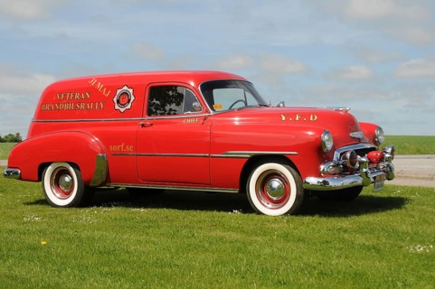 Veteran fire engine, fire chief's car, Chevrolet built in 1952 at fire truck rally in Ystad, Skåne