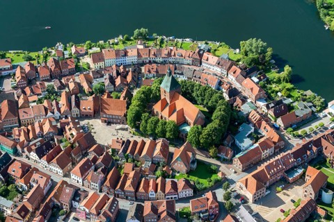Mölln, old town, old town center, architecture, trees, building, Christianity, St. Nicholas church,