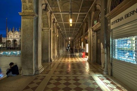Old Procuration Arcaden, 16th century, St. Mark's Square in the early evening, Venice, Veneto,