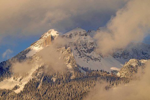The Rofan Mountains seen from Gallzein. Starting from the left: Rotspitze, Hochiss, Spieljoch,