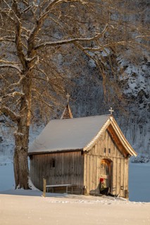 Copper chapel in winter, Hochgallzein, Gallzein, Tyrol, Austria