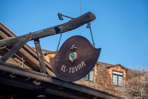 Grand Canyon National Park, Arizona - El Tovar, the luxury hotel on the South Rim of the Grand