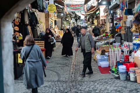 Istanbul, Turkey. January 3rd 2025. A busy market with shops selling household goods near the