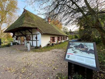 Künstlerdorf and Baltic resort Ahrenshoop, art trail Ahrenshoop, Elisabeth von Eicken painted the