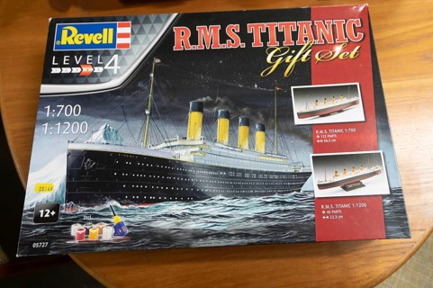 RMS Titanic boxed Gift Set model making kit made by Revell, UK