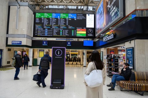 London, UK. January 30th 2025. Passengers waiting in front of the train departure time display