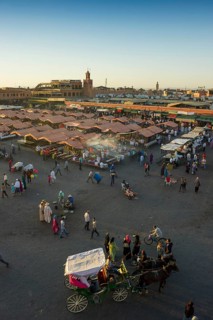 Place Djemma el-Fna, Gauklerplatz, UNESCO World Heritage Site, sunset, Marrakech, Morocco