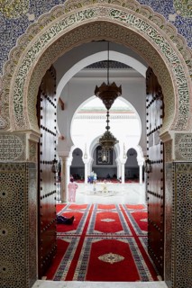 Alley in the old town, Souk, Fez El Bali, Medina, UNESCO World Heritage Site, Fez, Morocco