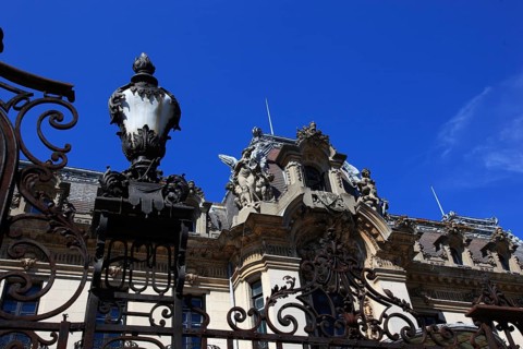 Romania, capital Bucharest, Bucuresti, roof decorations on the Cantacuzino Palace, the George