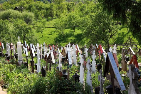 Biserica Sfantul Ierarh Nicolael, Saint Nicholas Church, the cemetery, in the municipality of
