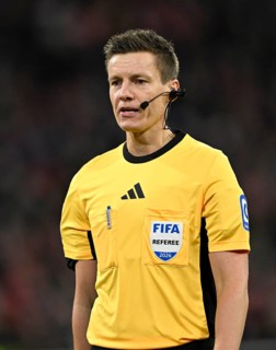 Referee Daniel Siebert soccer Bundesliga, DFB-Pokal, Allianz Arena, Munich, Bayern, Germany