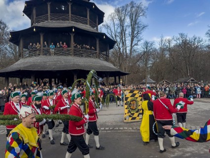 Schaeffler dance in 2026 in the English Garden, behind the Chinese Tower. The event takes place