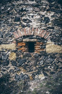 Detailed view of the defensive defence tower of the Mägdeberg castle ruins, Mühlhausen-Ehingen,