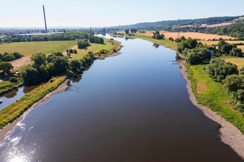 Elbe valley downwards in Coswig, in the background Readebeul and Dresden, Saxony, Germany