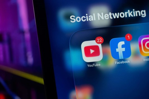 Dhaka, Bangladesh- 01 Dec 2025: youtube, facebook and instagram app on iPad
