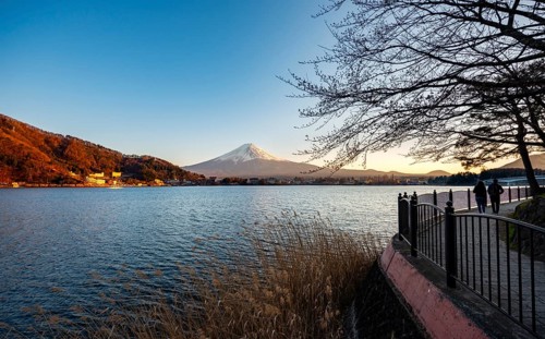 Kawaguchi Lake waterfront, view of Mount Fuji volcano at sunset, Yamanashi Prefecture, Japan