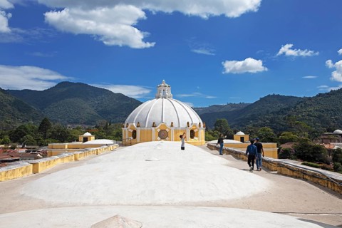 Detailed view of the Mercedarian Sisters Monastery, Iglesia y Convento de Nuestra Señora de Las