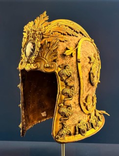 Italian goblets (Milan or Venice) ceremonial helmet, around 1600, Bavarian National Museum, Munich,