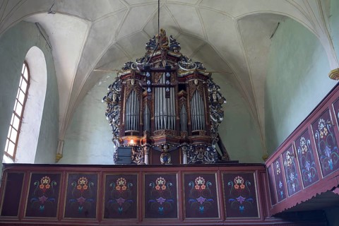 Gallery with baroque organ of the abandoned 16th century Protestant fortified church, Tobsdorf,