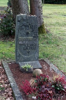 Grave of noble prostitute Rosemarie Nitribitt, Nordfriedhof Düsseldorf, North Rhine-Westphalia,