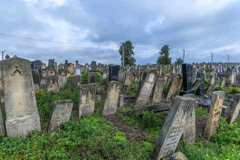 Historic Jewish Cemetery, since 1866, Czernowicz, Bukovina, Ukraine