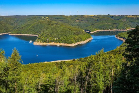 Heimbach, North Rhine-Westphalia, Germany — Eifel National Park. Hirschley view of the Eifel.
