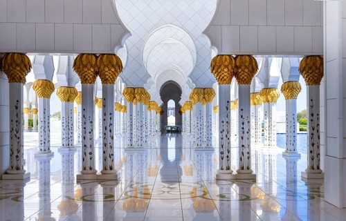 Abu Dhabi Grand Mosque, Iconic Landmark and Architectural Marvel of UAE