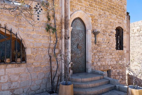 Israel, Tel Aviv Namal Yafo historic Old Jaffa port with art galleries, boutiques and old houses