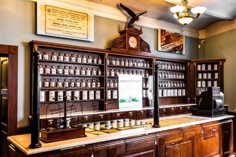 Pharmacy under the Eagle, place of help for Jews during the ghetto, museum, Heroes of the Ghetto