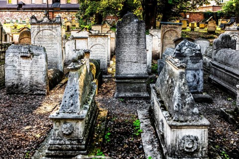 Remuh Cemetery, 1551, Remuh Synagogue, 1553, one of two synagogues still in use today, Kazimierz