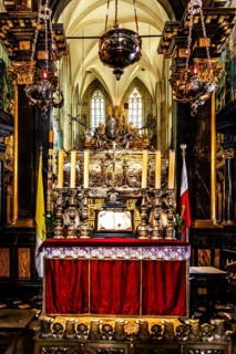 Mausoleum of St. Stanislaw, Krakow Bishop and Patron of Poland, 11th century, canopy with gilded
