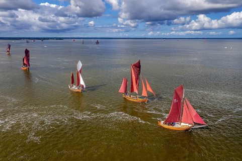 Zeesenboots, Zeesboots, Zeeskähne, traditional wooden wide-hulled sailing boats, Haffboot in