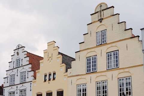 Historic gabled houses on the market square, 'Little Amsterdam of the North' Friedrichstadt, North