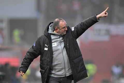 Coach Coach Frank Schmidt 1. FC Heidenheim 1846 FCH gesture gesture soccer Bundesliga, Voith-Arena,