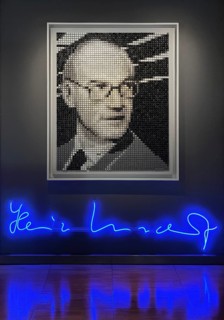 Portrait of Heinz Nixdorf from 3691 used computer keys, pixel art by Peter Schönwandt with the